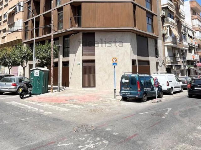 Piso en alquiler en Benalúa, l'Alacantí