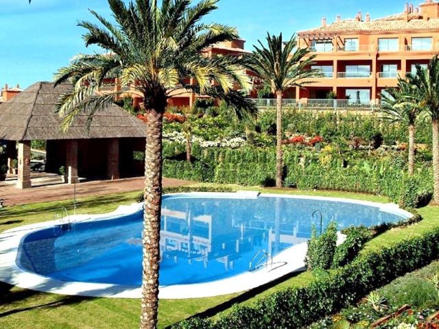 Ático en alquiler en Estepona, La Alqueria