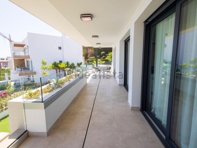 Piso en alquiler en Biarritz Golf, Estepona