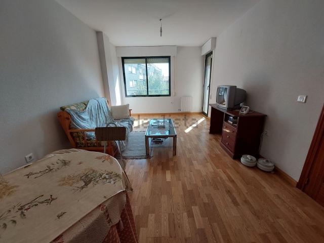 Piso en venta en Santa Clara, Benavente