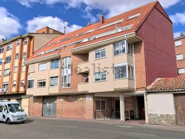 Piso en venta en Benavente, Castilla y León