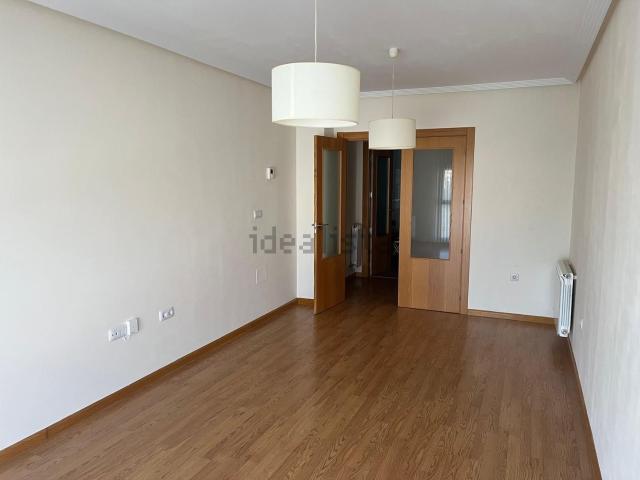 Piso en venta en Benavente, Castilla y León