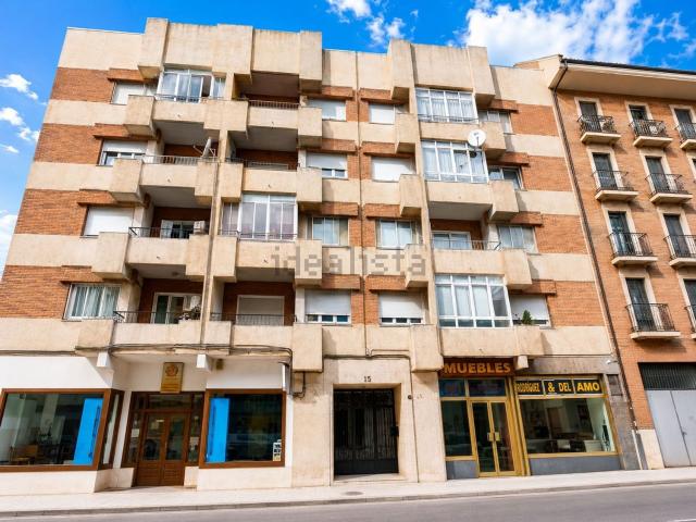 Piso en venta en Benavente, Castilla y León