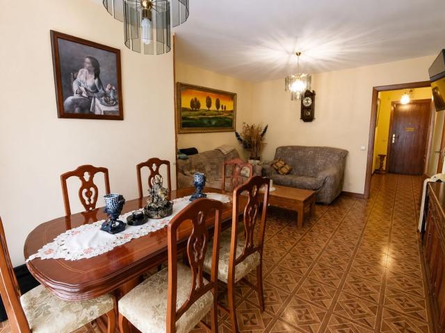 Piso en venta en Santa Clara, Benavente