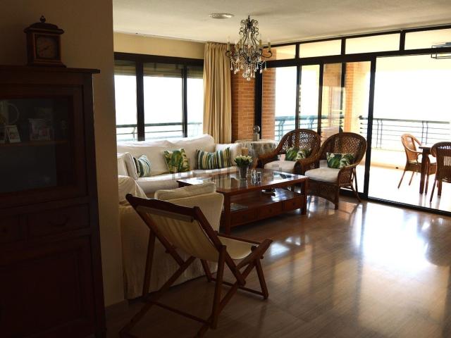 Dúplex en venta en la Cala, Benidorm