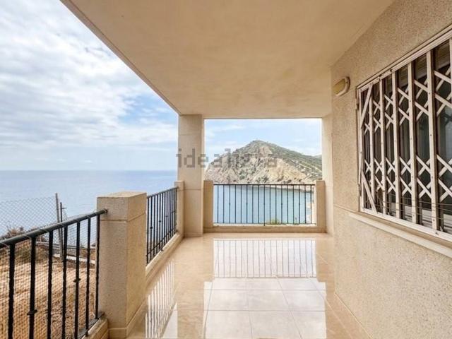 Piso en venta en la Cala de Finestrat, la Marina Baixa