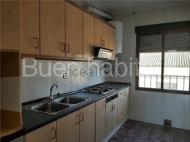 Piso en venta en Bonete, Albacete