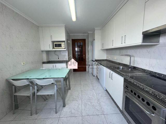 Piso en alquiler en Vigo, Coia