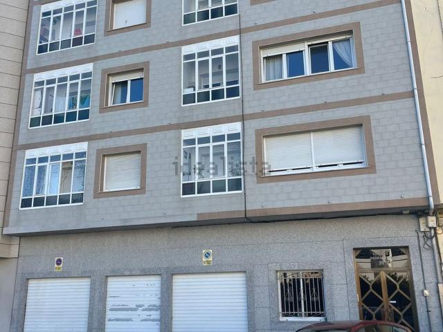 Piso en venta en Millaral, Burela