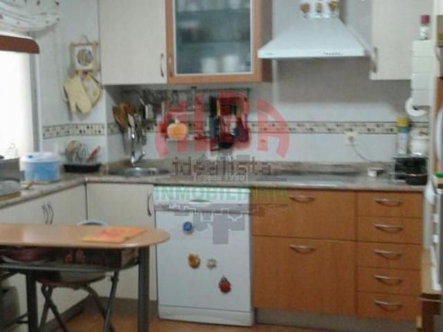 Piso en venta en Burela, Millaral