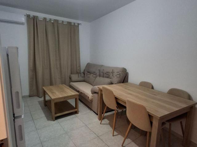 Piso en alquiler en Cabezuela Del Valle, Extremadura