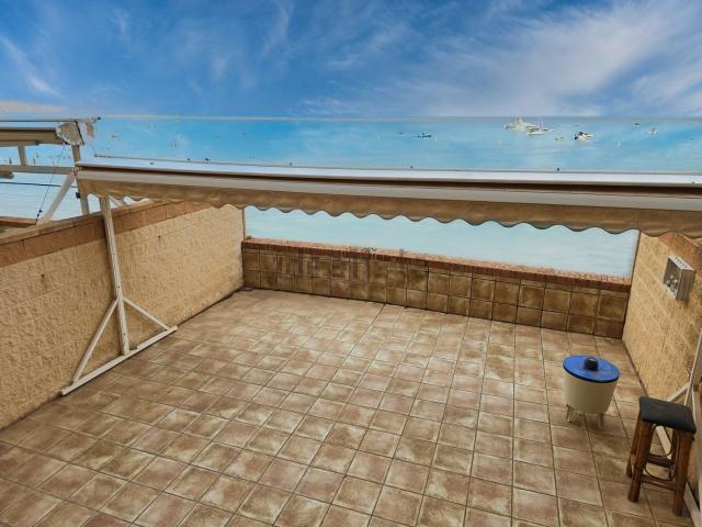 Dúplex en alquiler en Cabo de las Huertas, l'Alacantí