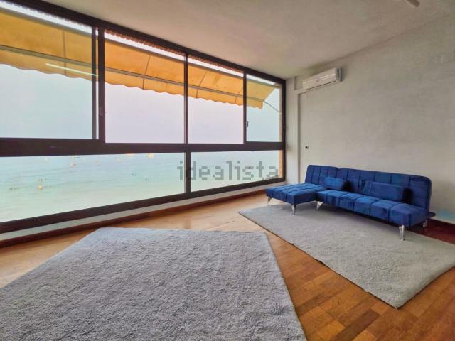 Dúplex en alquiler en Cabo de las Huertas, l'Alacantí