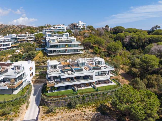 Dúplex en venta en Artola, Costa del Sol Occidental