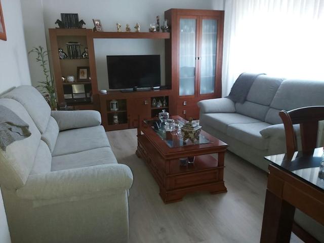 Piso en venta en Las Trescientas, Cáceres
