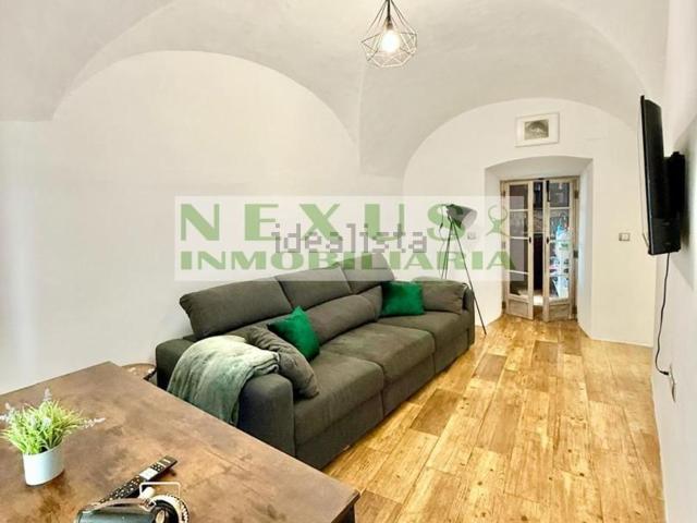 Piso en venta en Santiago, Cáceres