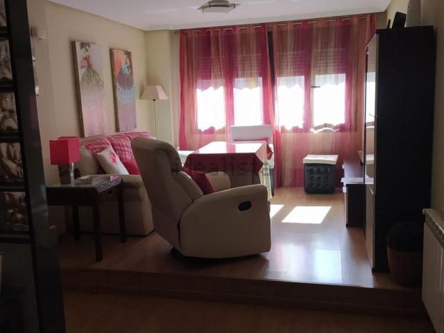 Piso en venta en Paseo Alto, Cáceres