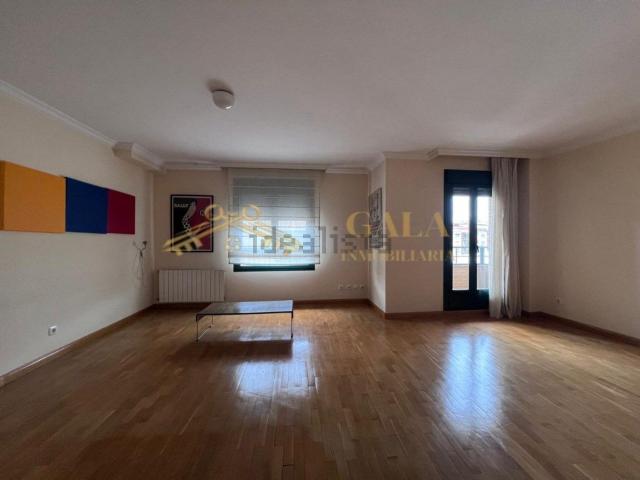 Dúplex en venta en Cánovas, Cáceres