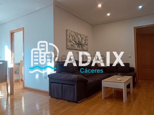 Piso en alquiler en Casas Baratas, Cáceres