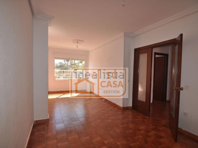 Piso en venta en La Abundancia, Cáceres