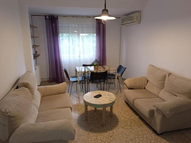 Piso en alquiler en Cánovas, Cáceres