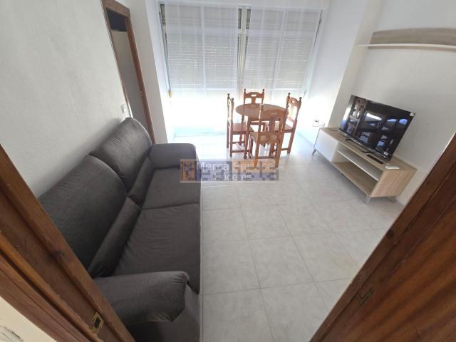 Piso en alquiler en Infanta Isabel, Cáceres
