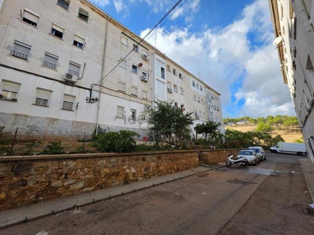 Piso en venta en La Paloma, Cáceres