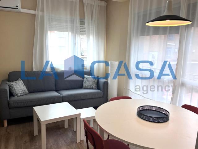 Apartamento en alquiler en Nervión, Sevilla