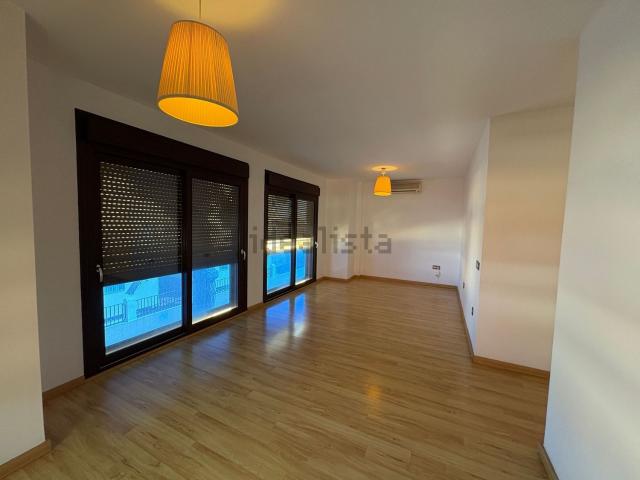Piso en alquiler en Cruz de Humilladero, Málaga-Costa del Sol
