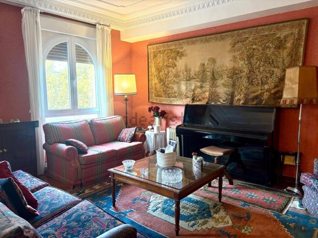 Piso en venta en Uribarri, Bilbao