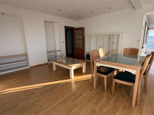 Piso en venta en Darbo, O Morrazo