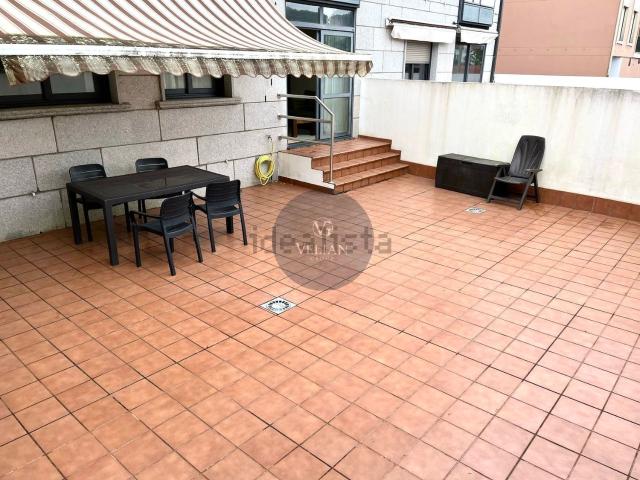 Piso en venta en Cangas, Vilariño