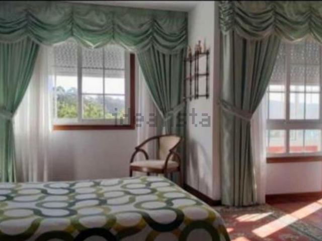 Piso en venta en Cangas, Rozavales