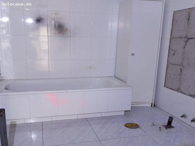 Piso en venta en Coiro, O Morrazo