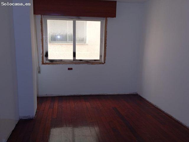 Piso en venta en Coiro, O Morrazo