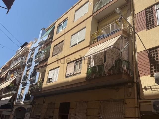 Piso en venta en les Carolines Baixes, l'Alacantí
