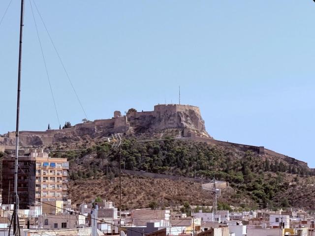 Ático en venta en les Carolines Baixes, l'Alacantí