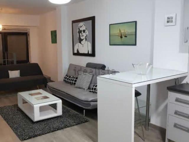 Dúplex en alquiler en Mármoles, Málaga