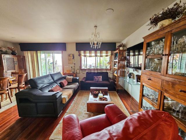 Ático en venta en Lavadores, Vigo