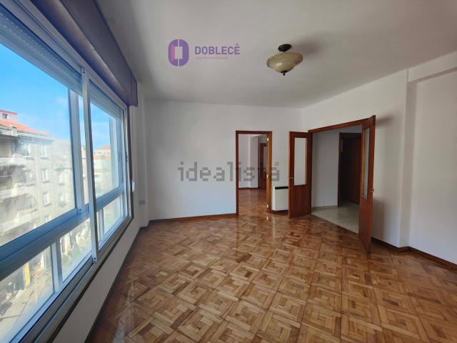 Piso en venta en Lavadores, Vigo