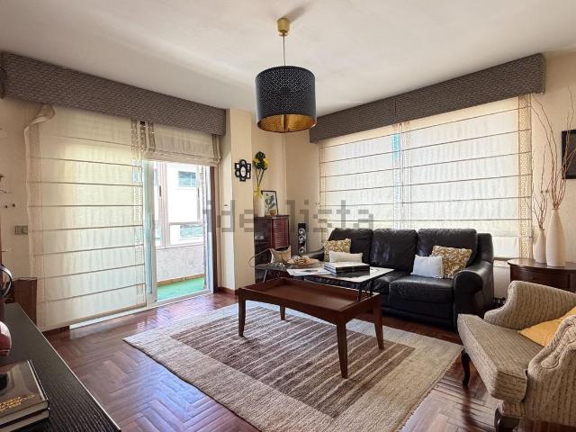 Piso en venta en Lavadores, Vigo