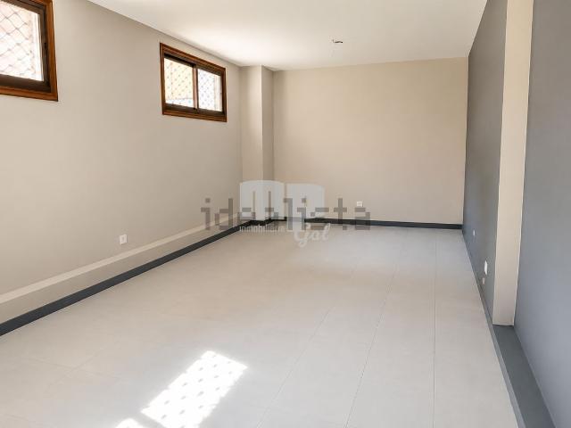 Piso en venta en Lavadores, Vigo