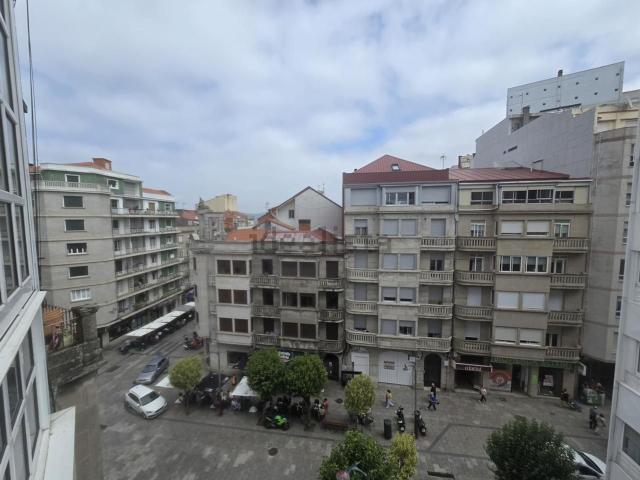Piso en venta en Lavadores, Vigo