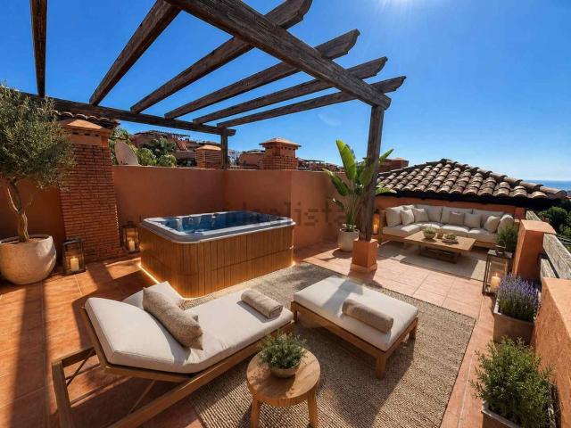 Dúplex en venta en Casares del Sol, Costa del Sol Occidental