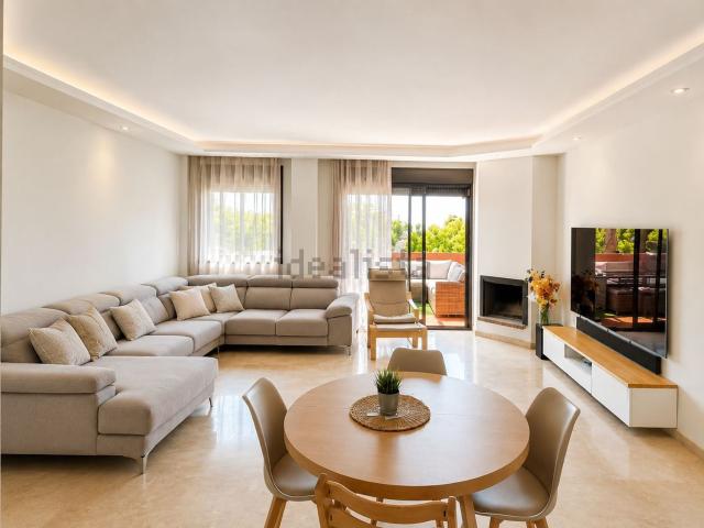 Dúplex en venta en Casares del Sol, Costa del Sol Occidental