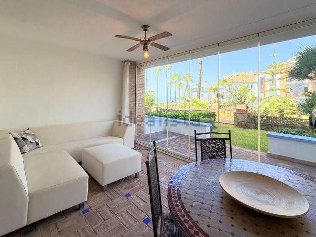 Piso en alquiler en La Perla de Bahía, Casares