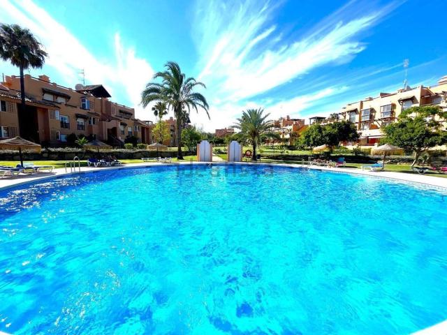 Piso en venta en Casares del Sol, Costa del Sol Occidental