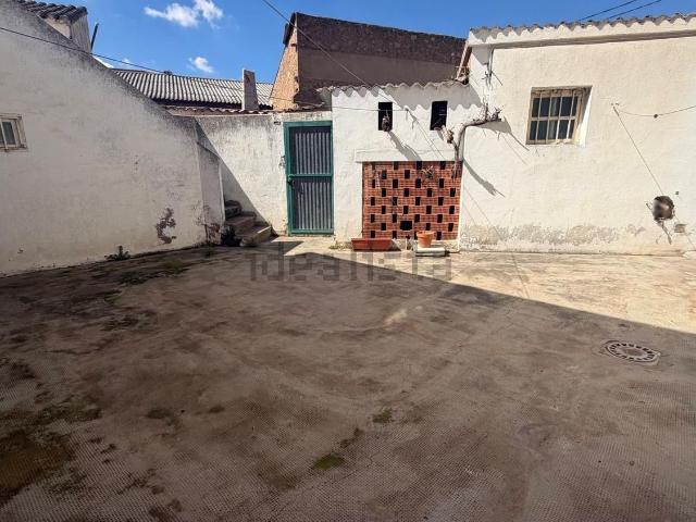 Piso en venta en Casas-ibáñez, Castilla-La Mancha