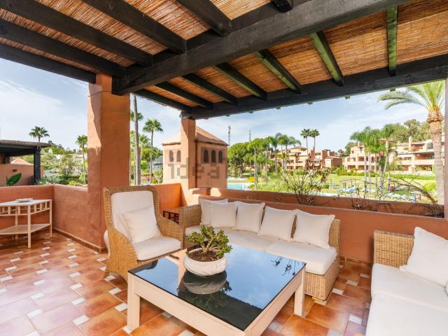 Dúplex en venta en Las Yucas, Costa del Sol Occidental