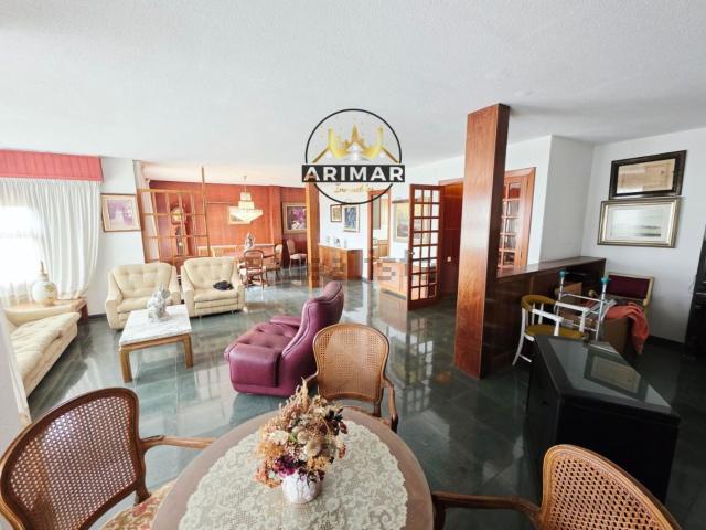 Ático en venta en la Plana Alta, Valencia